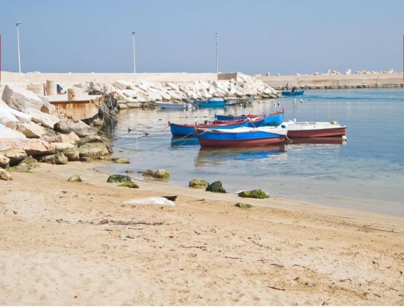 Casa Bianca Lägenhet Giovinazzo Exteriör bild