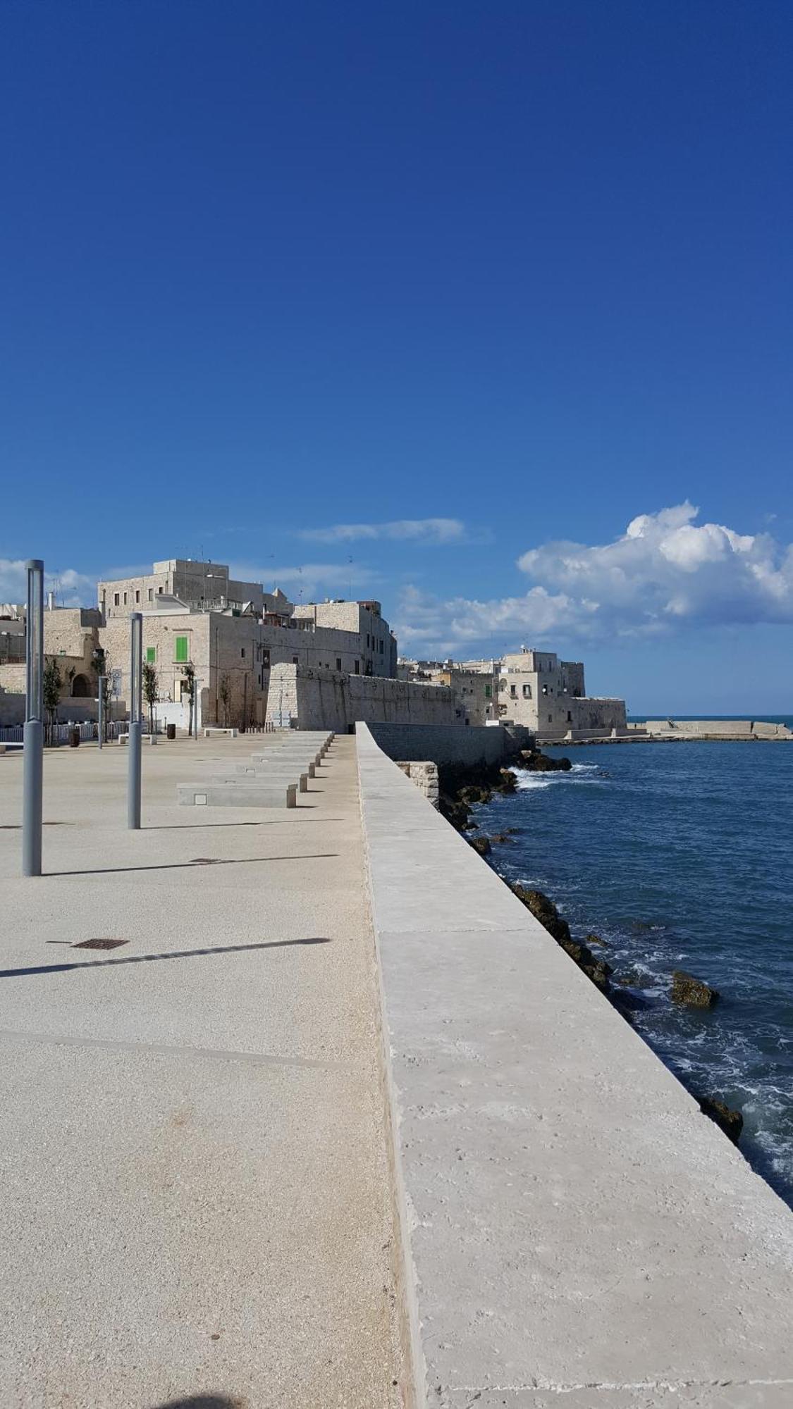Casa Bianca Lägenhet Giovinazzo Exteriör bild